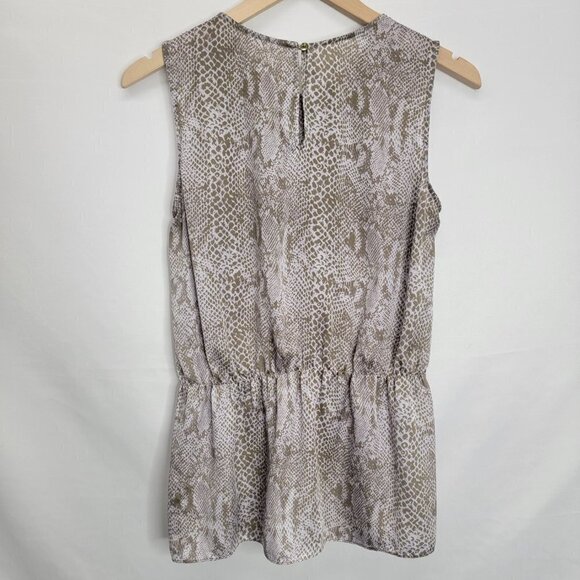 VIOLET & Claire Women's Lilac Grey Snake Print Sleeveless Top - Picture 8 of 11